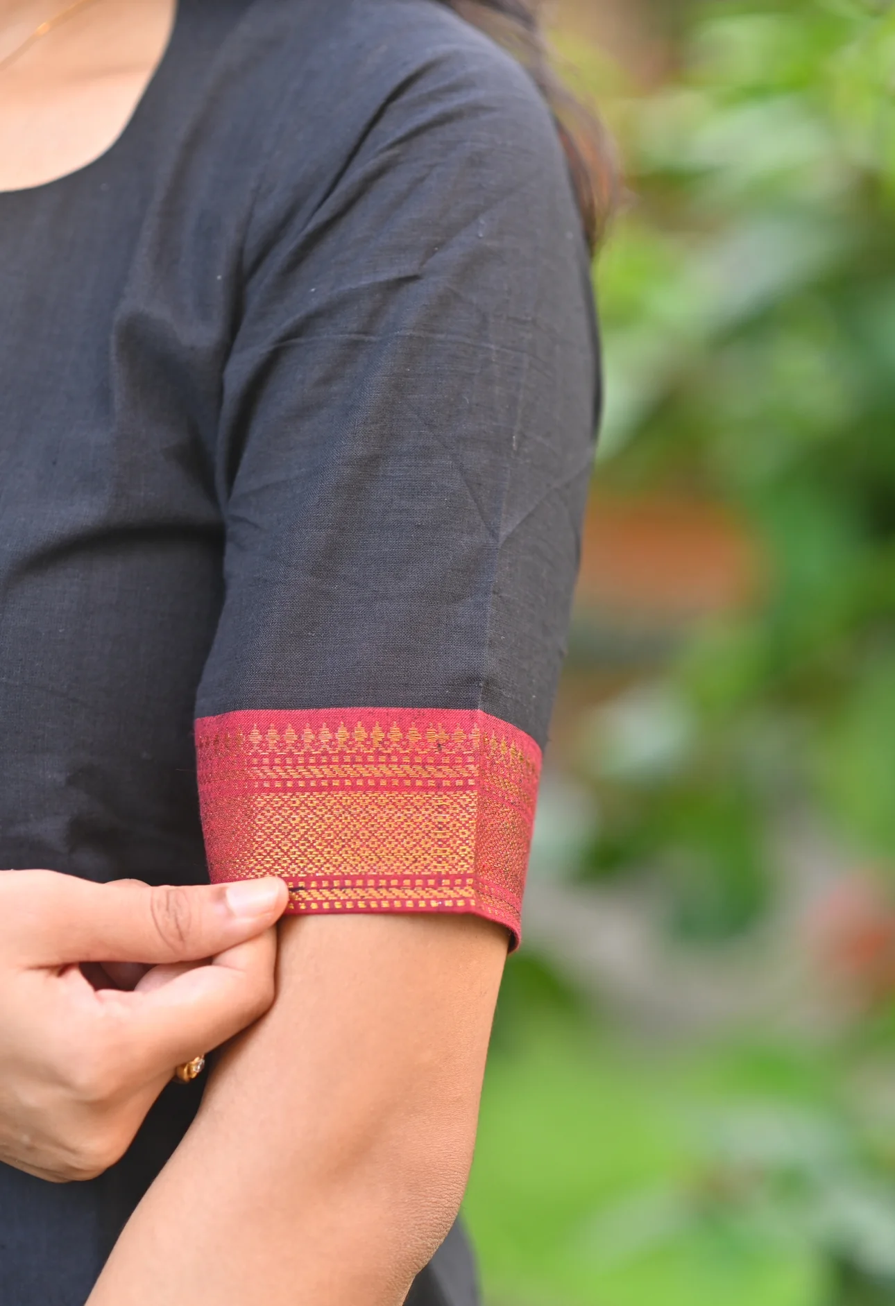 AATHIRA🪔 - Image 3