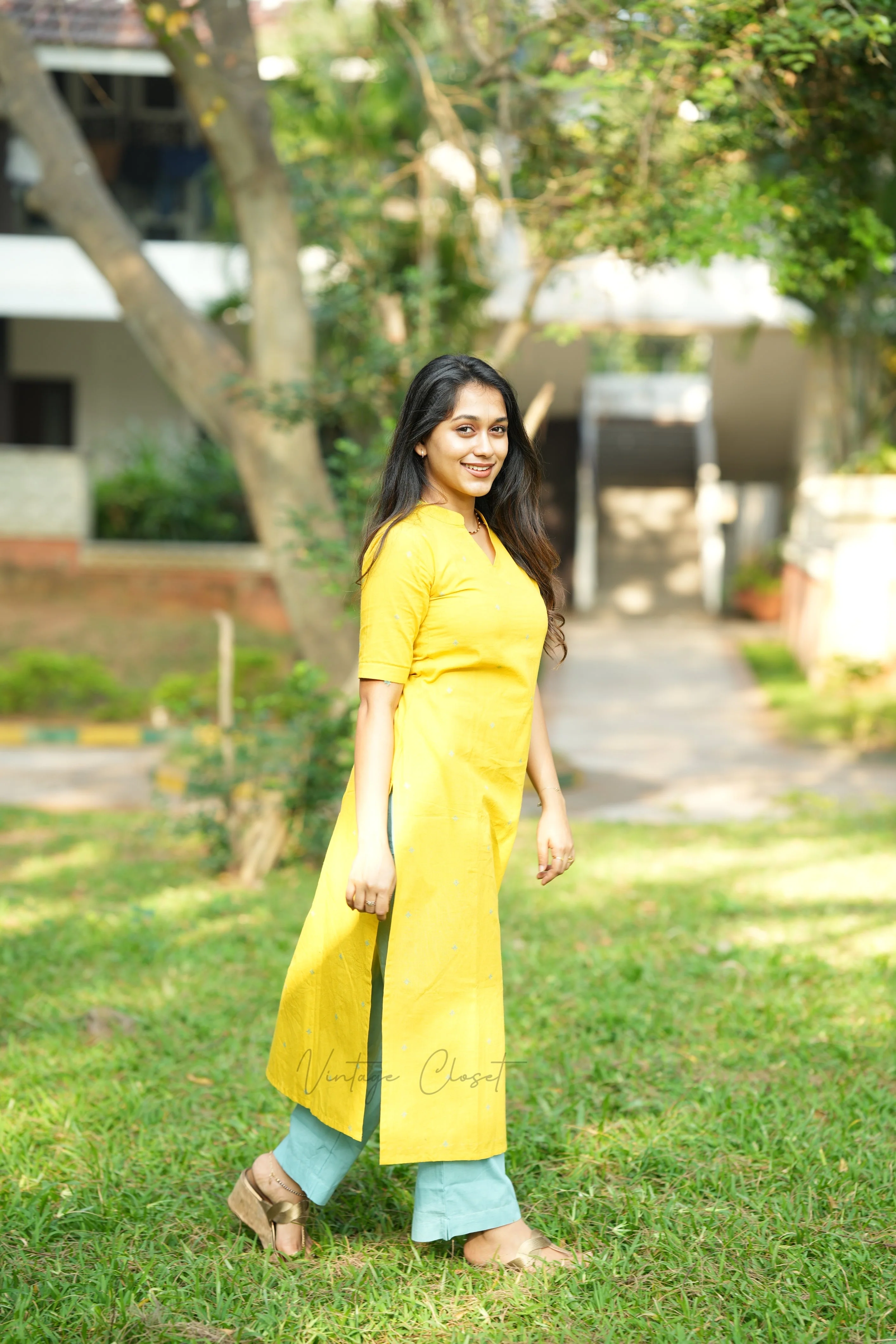 Sarika-Yellove - Image 3